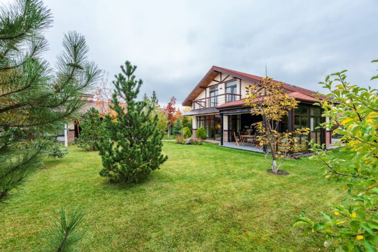 Peut-on acheter la maison de ses parents avec une SCI ?